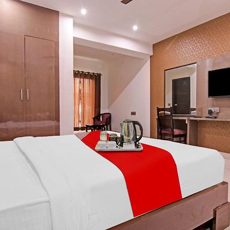 Hotel 19 West New Delhi Eksteriør billede